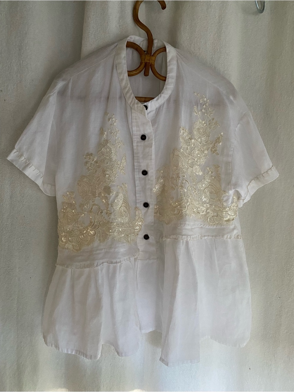 White Linen Sequin Detail Short-Sleeve Blouse Size Small